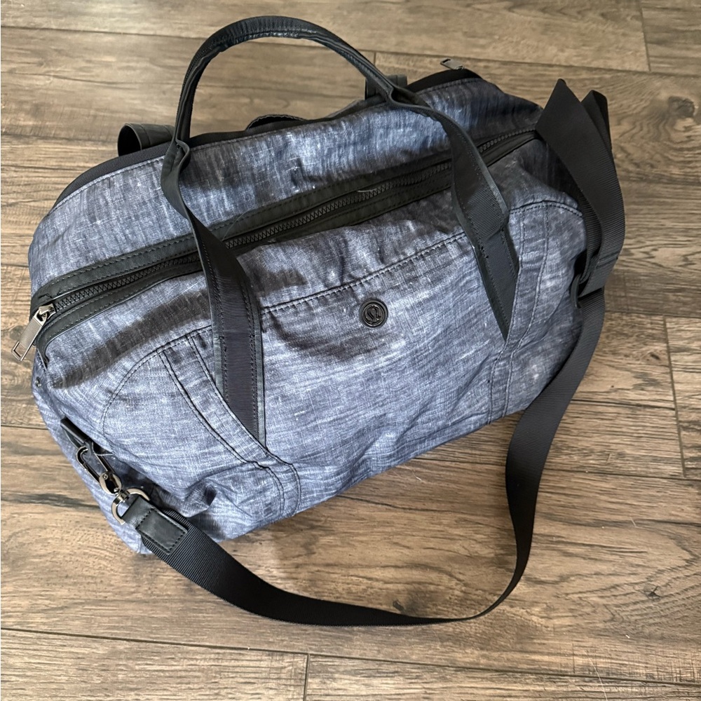 Lululemon Out of Range Duffel (Unisex)